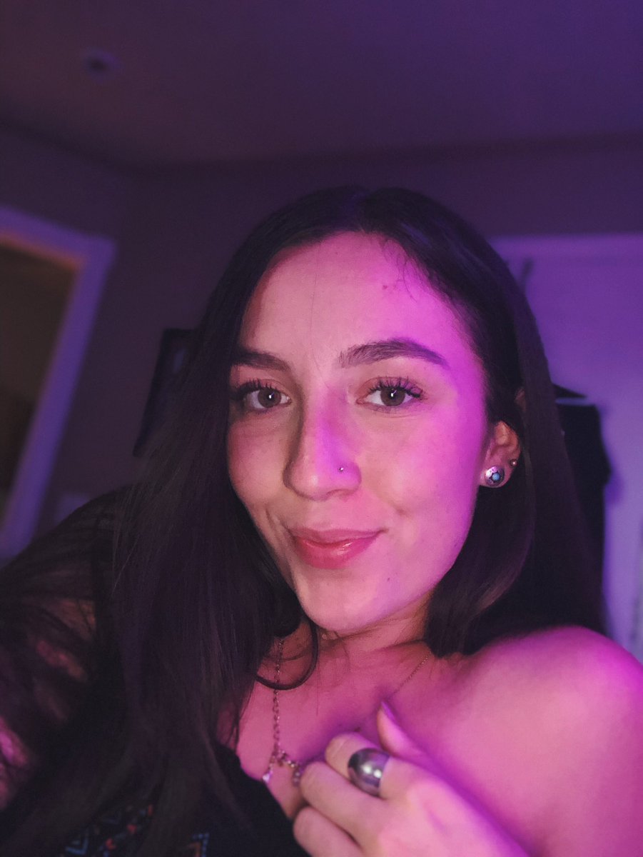 baileyw92061471's tweet photo. Good night🧚🏽‍♀️🔮💜🧞‍♀️🧜🏽‍♀️✨ https://t.co/0VAMf78hSr