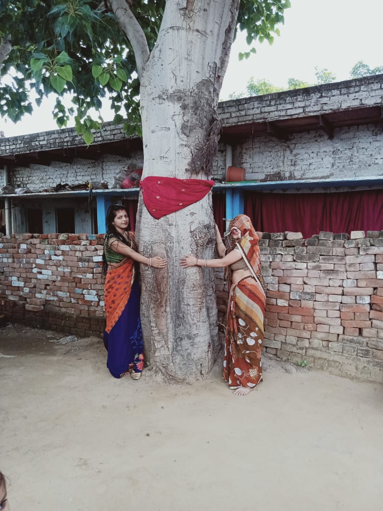 JalShaktiKanya's tweet photo. We are now #ClimateGirls & We support #GlobalClimateStrike.
#FFF #FridaysForFuture #Fridays4Future @RedTapeMovement @JoyceMsuya @andersen_inger @antonioguterres https://t.co/I6ZIR01dIG