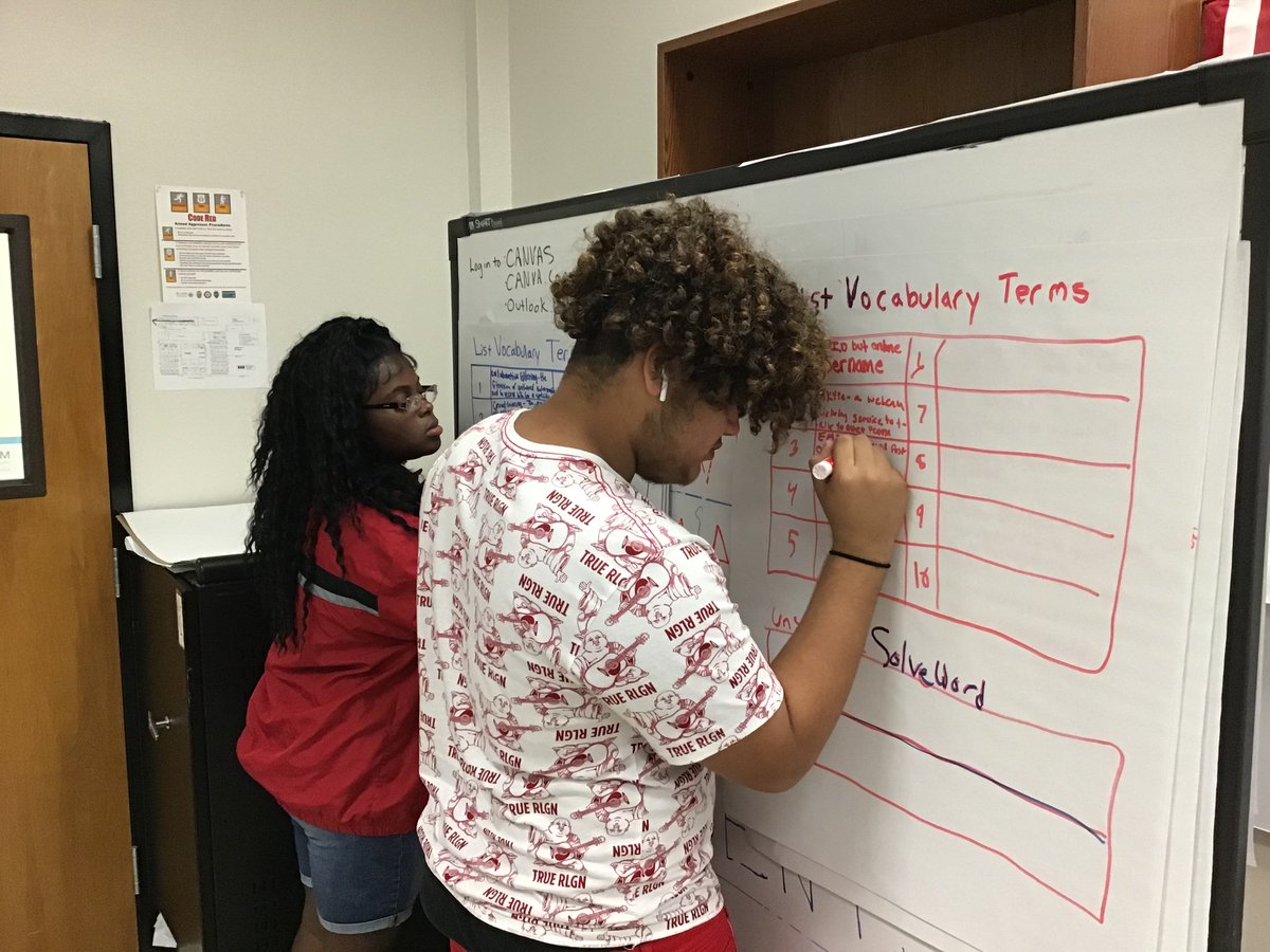 WESTPrepCompSci's tweet photo. Students working competitively to showcase their computer science knowledge during class review sessions. https://t.co/YYD7IexWNu