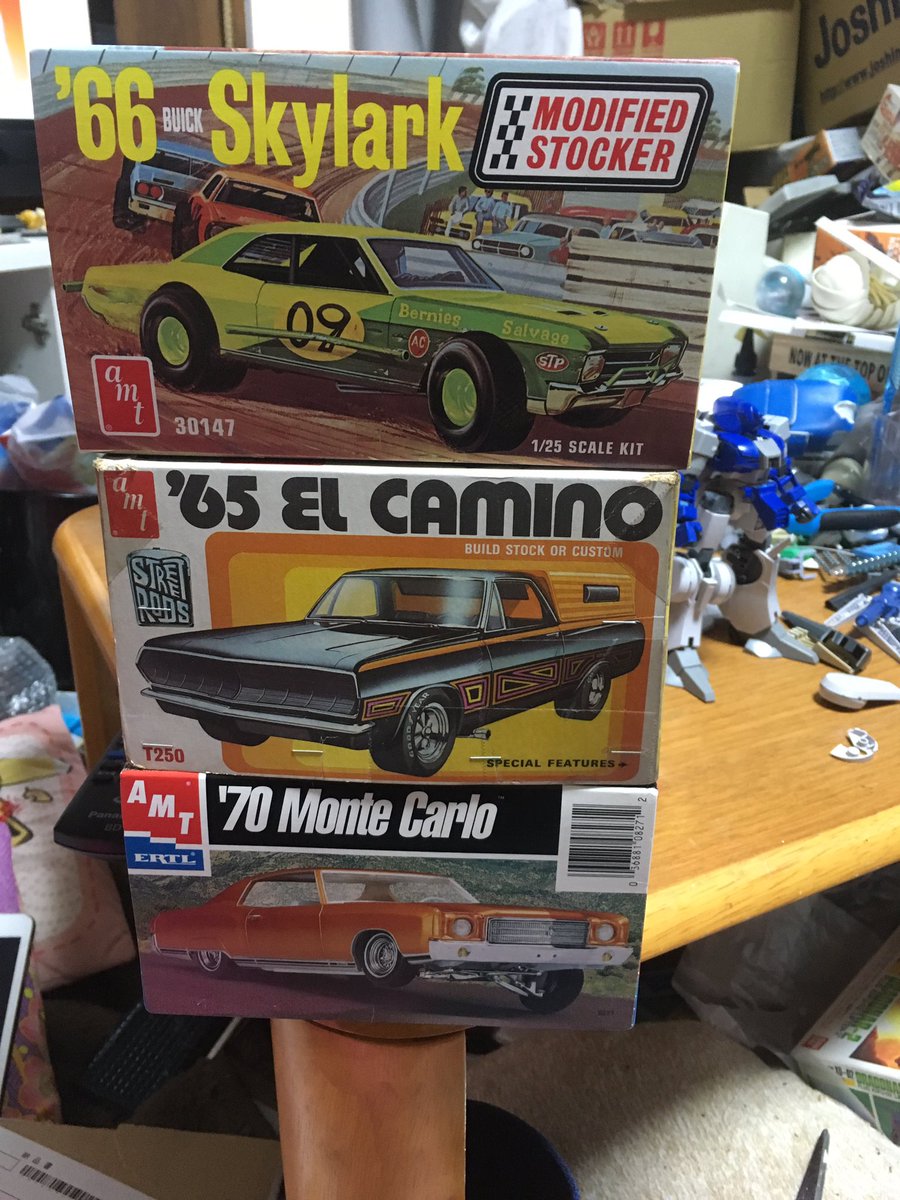 O Xrhsths ジョン ナ ラン 公式 笑 Sto Twitter アメ車３点到着 エルカミーノとモンテカルロ どっちもカスタムタイプっぽい箱絵で不安だったがちゃんとノーマルのパーツも入ってて良かった が スカイラークはバリバリのカスタムパーツだけ T T