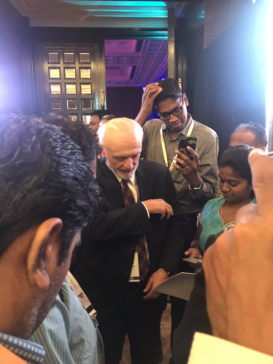 SushilSali's tweet photo. After an enlightening session by Mr.Professor Wayne Brockbank-University it Michigan and emeritus principal, RBL group
Networking over tea!
#NHRDNC19 @NhrdChennai
@profsridharn #ReimaginingOrganizations #Chennai https://t.co/BZ4RJa9ili