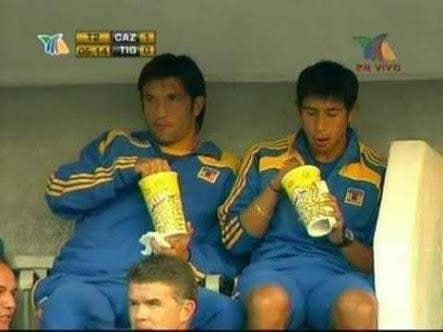 Nosotros, esperando a que esos amigos se den cuenta: ))