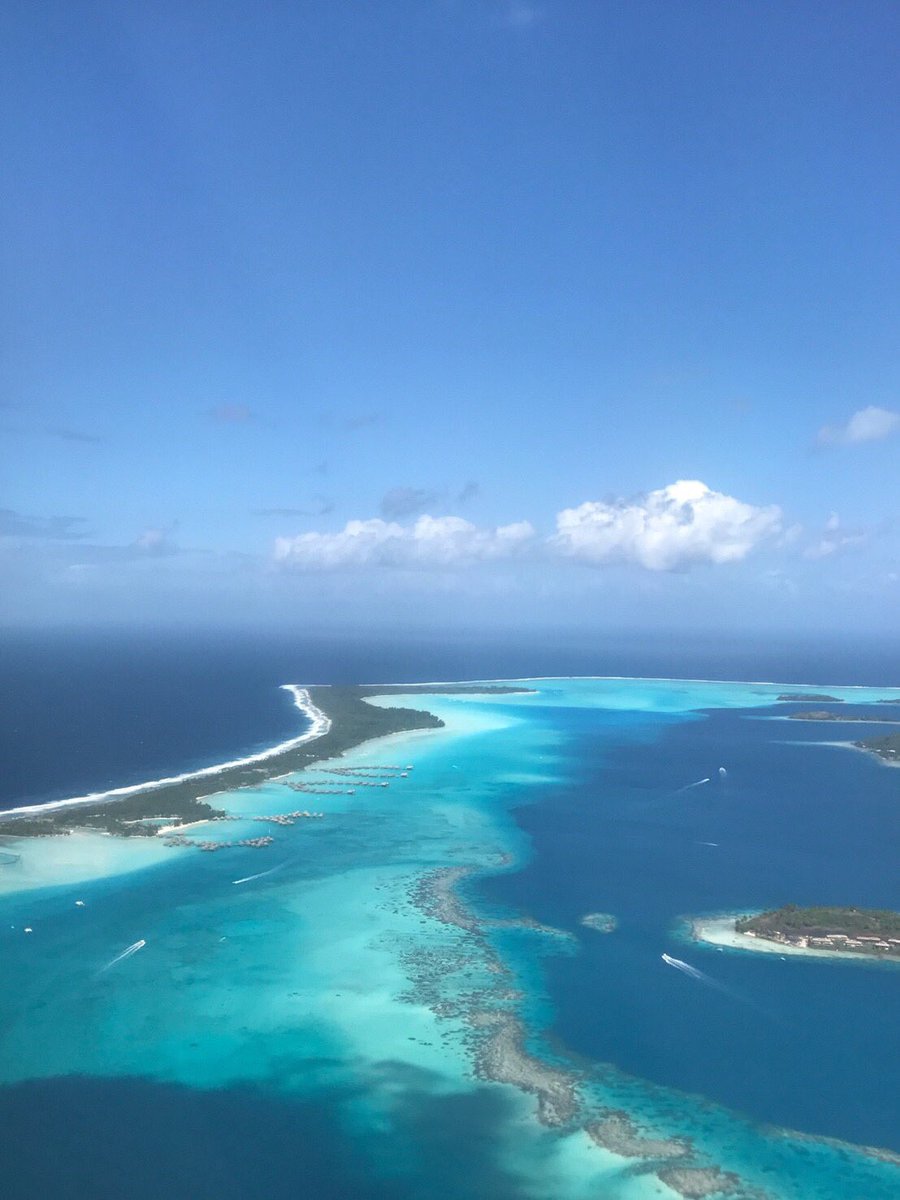 jp_merrit's tweet photo. @kelsmerritt Bora Bora island!!! https://t.co/y7TPQq00JI