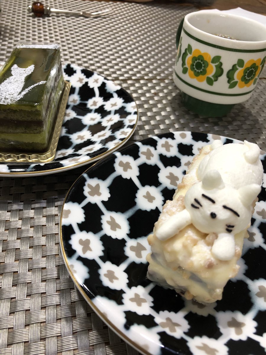 2coran's tweet image. お疲れ様オヤツ。