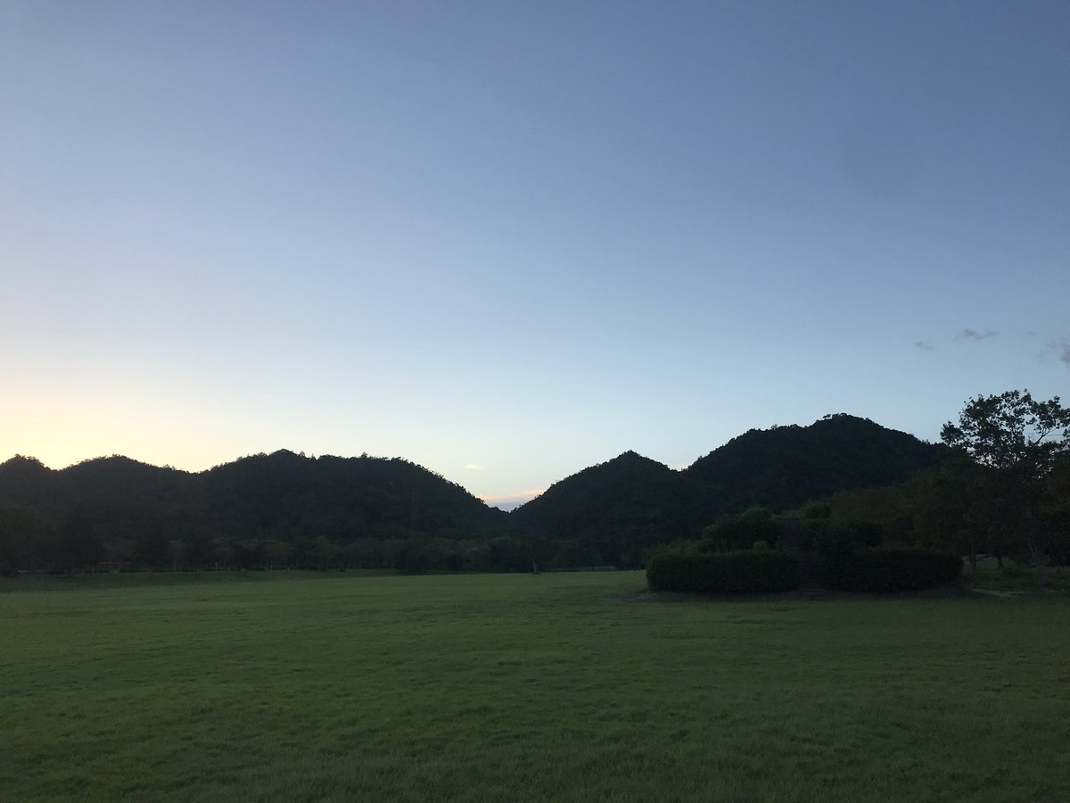 HiNaTa_yanen's tweet photo. 泊まり込み
#滋賀 #山 ＃絶景 ＃写真
#HINATA https://t.co/xTkpzUfqGS