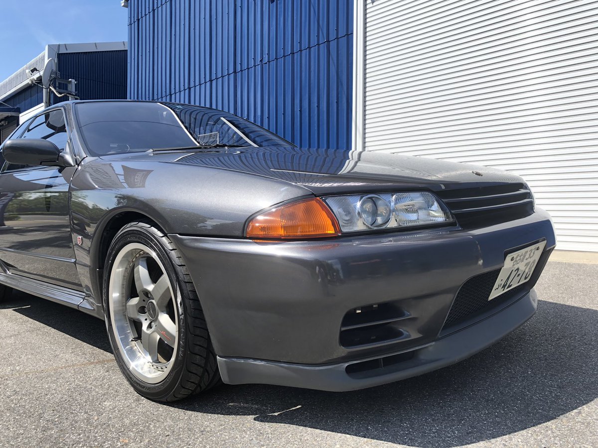 日本で一番gt Rを販売してきたクルマ屋 Twitterren 久しぶりに 希少なgt Rを買取しました 平成元年登録のワンオーナー車 ガレージ保管です ただ フルスケールメーターへの交換記録がないので 距離不明扱い お店では売れないのでオークション行きです Gtr