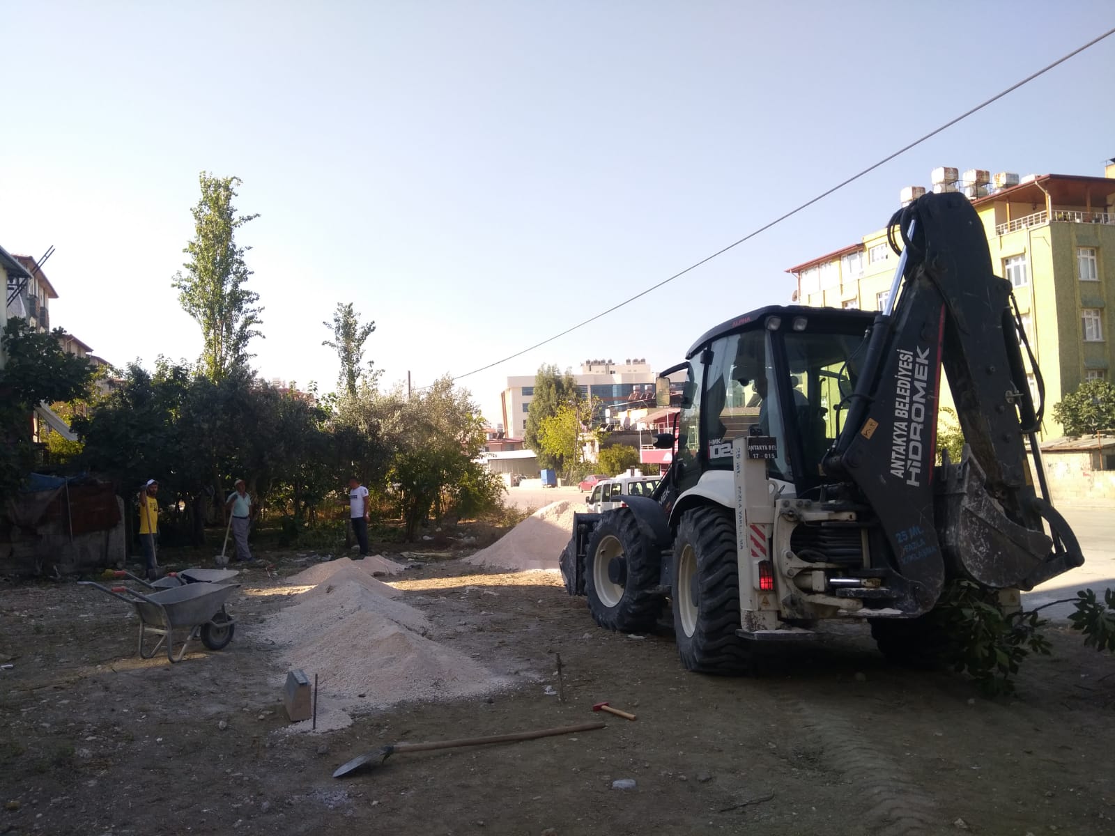 T C Antakya Belediyesi Resmi Web Sitesi 95 Mahallede Bulunan Parklar Antakya Belediyesi Tarafindan Guzellestiriliyor