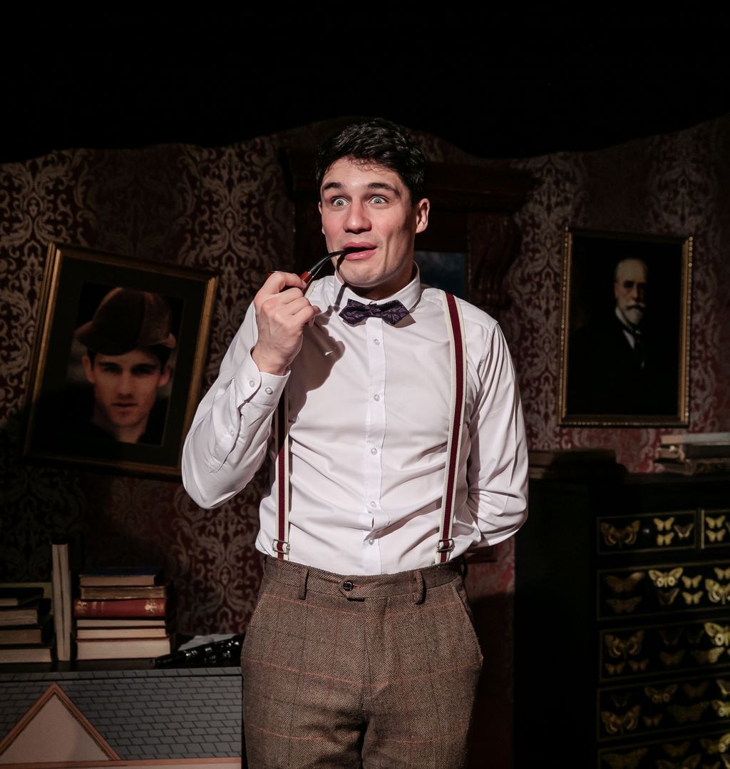 “It’s a winner and should quite rightly attract appreciative audiences” - North West End. Another day, another mystery at <a href="/GreenwichTheatr/">Greenwich Theatre</a> - Team Sherlock. 🎫 buff.ly/301wfSp