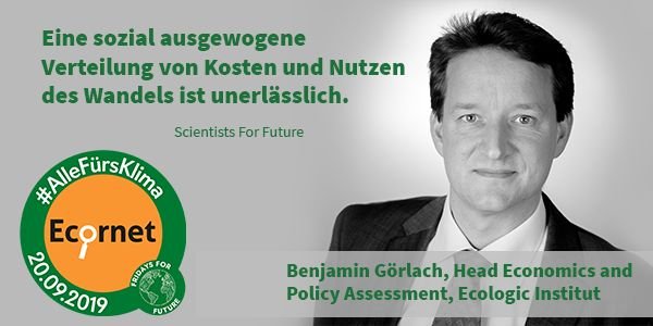 EcologicBerlin's tweet photo. Ambitionierter Klimaschutz ist ein Gebot der wirtschaftlichen Vernunft. Eine sozial ausgewogene Verteilung der Kosten und Nutzen ist unerlässlich - und machbar, findet @BenjaminGorlach, Head #Economics and #PolicyAssessment von @EcologicBerlin.
#JustTransition #ClimateJustice https://t.co/D93lI5xajR