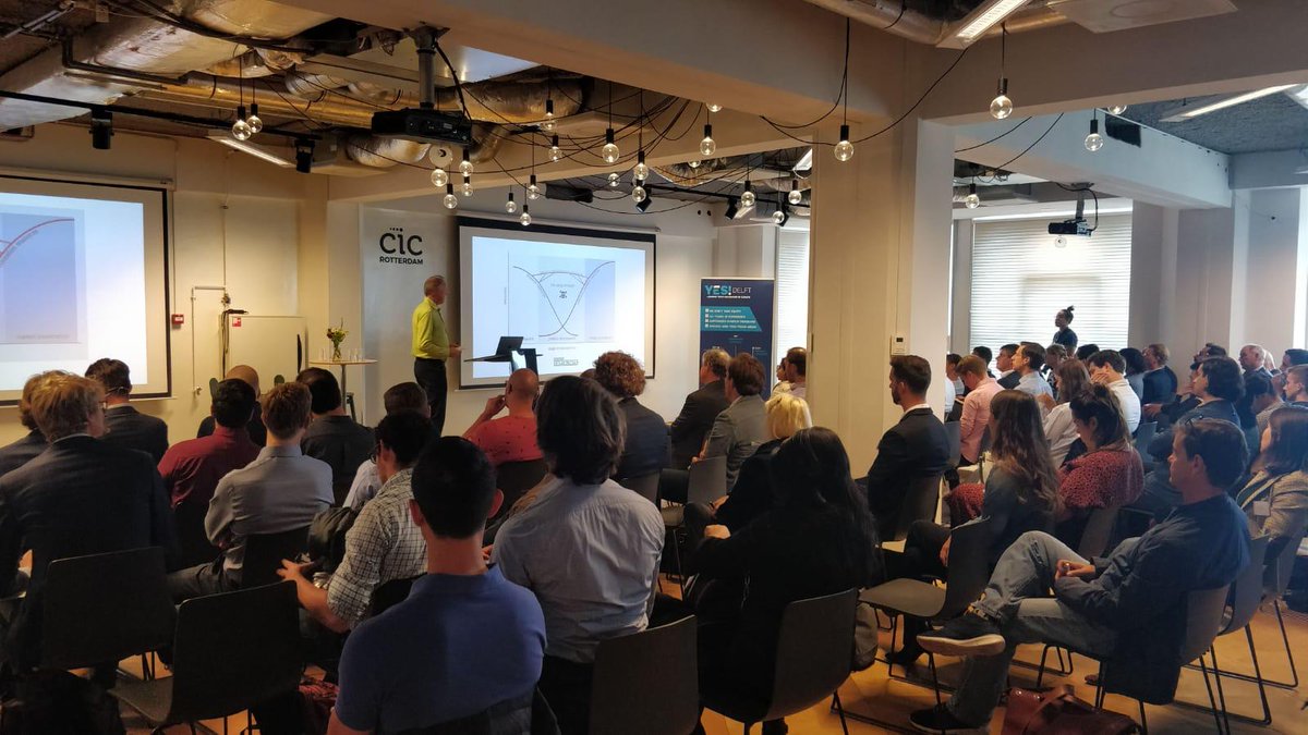 YESDelft's tweet photo. Jan Gert van Hall (Investment Director) moderated 'Bridging the Valley of Death' during #RotterdamCapitalDays. Startups, investors and experts exchanged experience on getting and activating funding.
#RCD19 #yesdelft #innovation @RDMCapitalDays https://t.co/nhvR0rcEZk