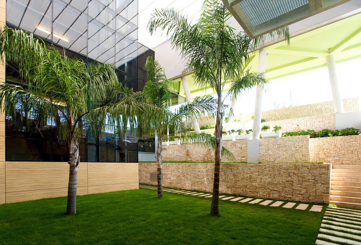 HotelSplit's tweet image. "#Nature does nothing uselessy."
#friday #photooftheday #ecofriendlyhotel #boutiquehotel #thebesthotels #croatiafulloflife