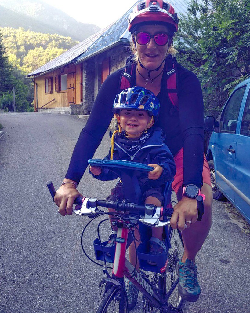 😁🙌 ¡Y con una gran sonrisa nos preparamos para disfrutar del fin de semana!
¡Descubre todos los modelos de sillitas SafeFront! 👉 weeridespain.com
📸 <a href="/Lecyclo/">Lecyclo.com 🚲</a> #WeeRideSpain #DelanteMolaMás