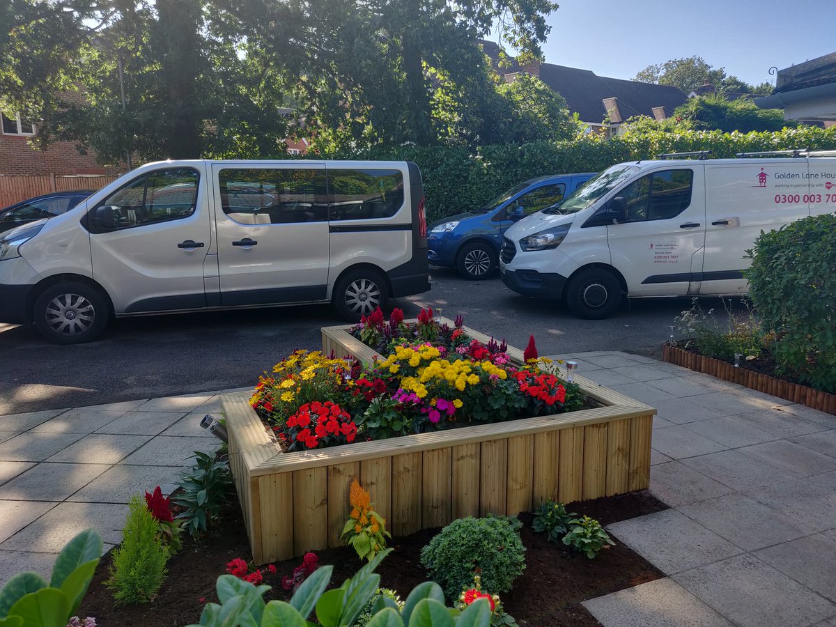 GoldenLaneHouse's tweet photo. Raised beds in the courtyard add some colour #RepairsMatter #GLHSOS https://t.co/jdoWEP7yQ4