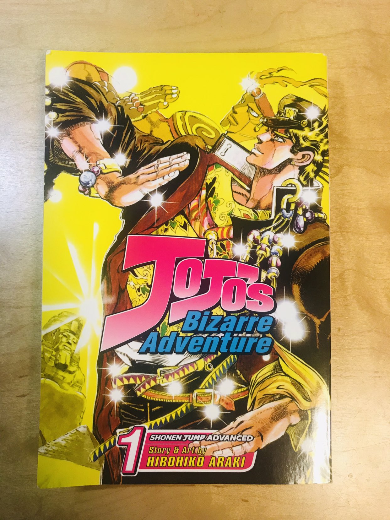 Tom けいさん 15fc がジョジョ３部の英語版初版 をプレゼントしてくれた めちゃくちゃ嬉しい 英語 の紙版は ずっと買いたかったけどお金かかるなぁ と躊躇しているうちに年月が流れ 大型書店でも見かけなくなり 英語版は 今はもう
