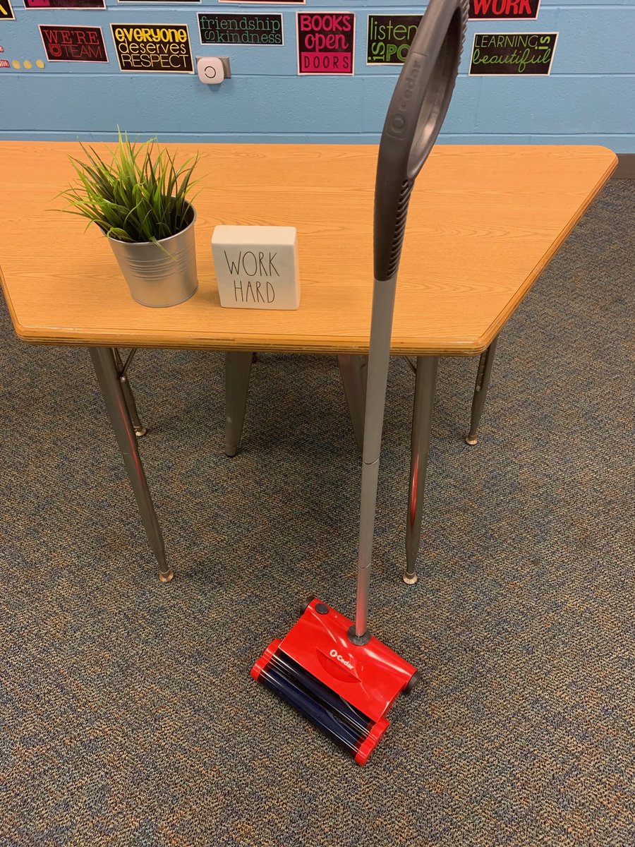 MrsEspositoMCS's tweet photo. My new favorite classroom toy! #nomoregoldfishcrumbs #vacuum #ocedar #makesyourlifebetter https://t.co/eAFce7KP5z