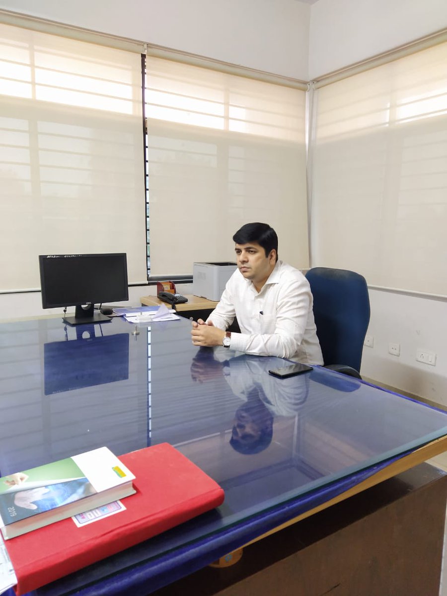 JunagadhRto's tweet photo. Respected collector sir Dr.sourabh pardhi visited RTO office to ensure about the quality of service provide by office to the people of Junagadh
@cotguj @collectorjunag @SunainaTomar @cotguj @artogirsomnath @APorbandar #intheserviceofpeople #MotorVehiclesAct2019 https://t.co/2yNlsm2ycM