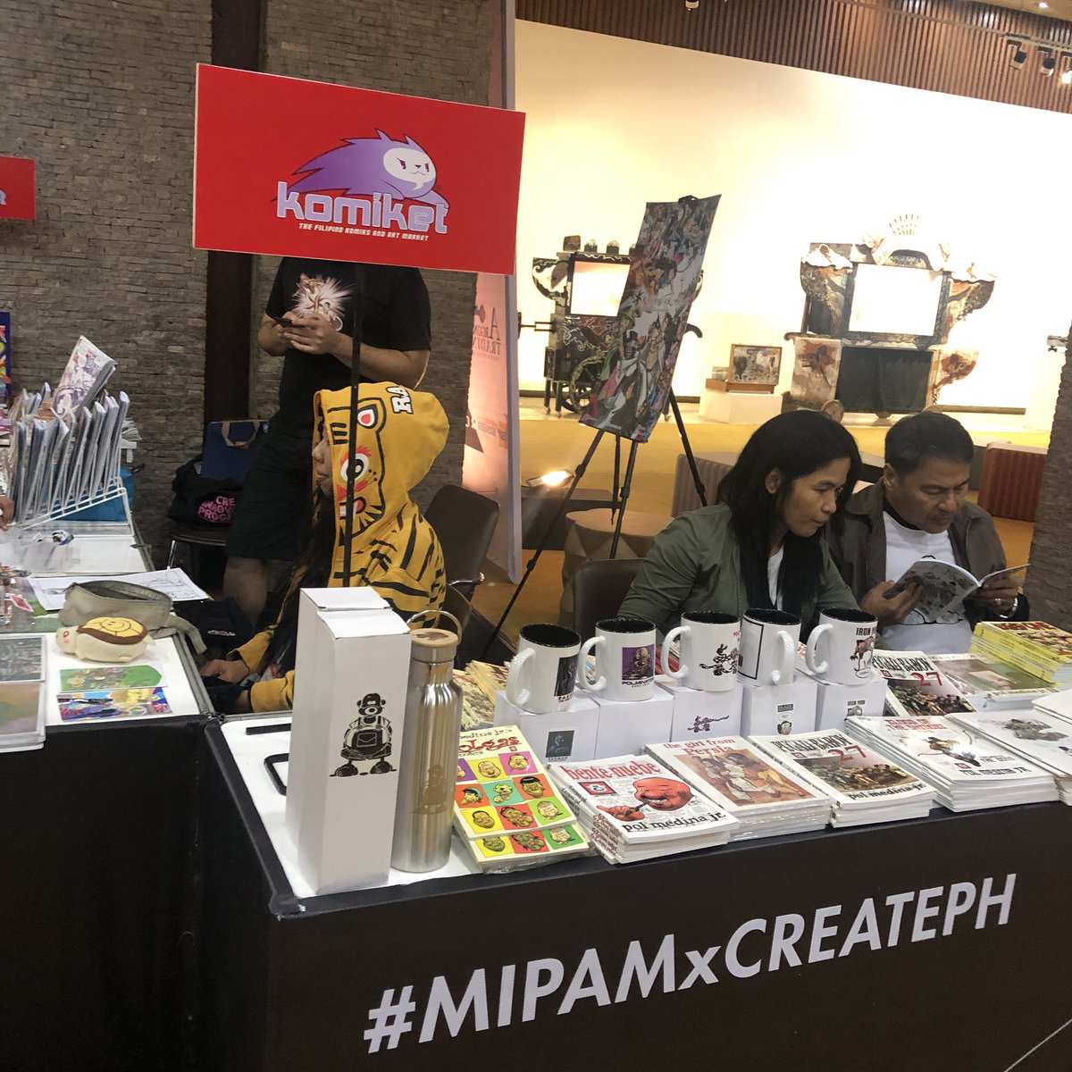 CreatePHILS's tweet photo. Visit Komiket here in #MIPAMxCREATEPH until tomorrow at the CCP Complex. https://t.co/Po008Q1qi7