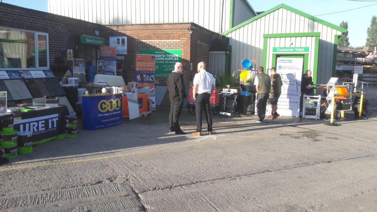 jonesalex7's tweet image. Trade morning now on @howarthtimber ashton manchester!!! Huge savings on #C2MULTIPURPOSE, GREAT DEALS ON #FIRMAHOLD #ZIPFIX #MULTIFIXSTELLA, DEMONSTRATIONS AND PRIZES #C2CHALLENGE @TIMco_tweets @mickymerch @greggojohn @obtimco @JRDTimco @rance1970
