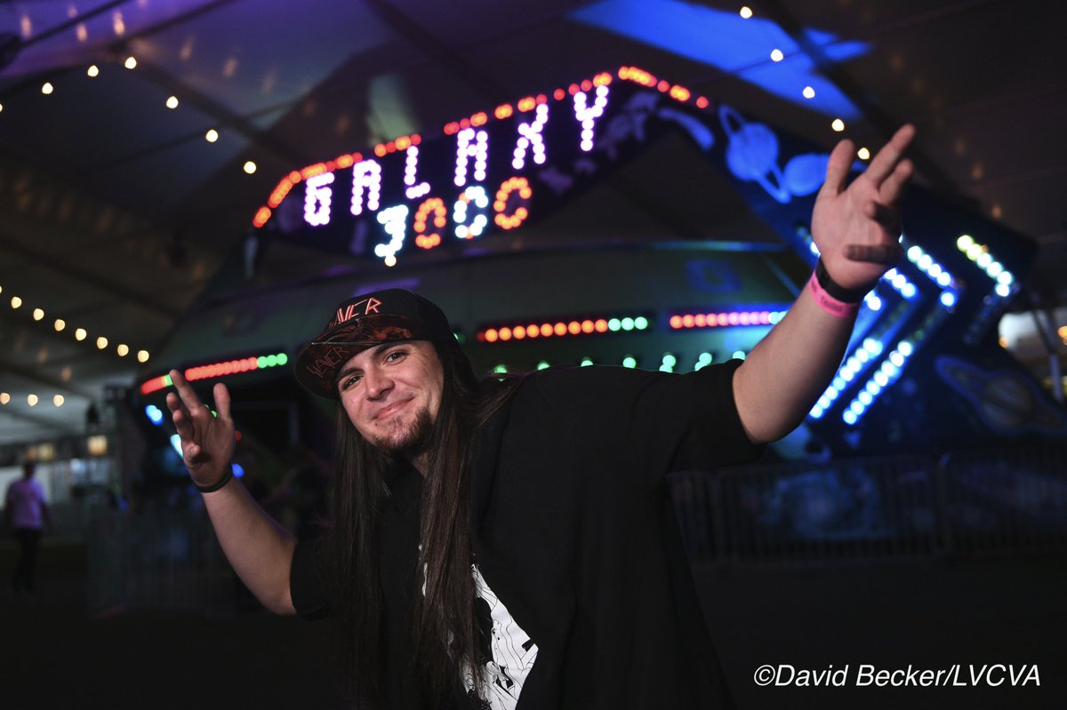 davidjaybecker's tweet photo. The man who came up with #stormarea51 #MattyRoberts at his own celebration #alienstock #dtlv #lasvegas #area51 #lvcva @LVNewsBureau @DLVEC https://t.co/3t0HJClKir