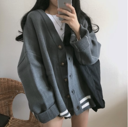 HANOYIBI_09's tweet photo. [RT+팔로♥한분 증정★] 

🌸두툼 빅 가디건🌸

☄️가격:  23000원+3000원(배송비)

☄️상세 주문 
https://t.co/XMjxZVviYR
☄️주문확인
https://t.co/u0LpBukpjY                                                                           

[09/26마감] https://t.co/bnypwKGN87