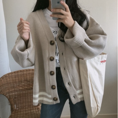 HANOYIBI_09's tweet photo. [RT+팔로♥한분 증정★] 

🌸두툼 빅 가디건🌸

☄️가격:  23000원+3000원(배송비)

☄️상세 주문 
https://t.co/XMjxZVviYR
☄️주문확인
https://t.co/u0LpBukpjY                                                                           

[09/26마감] https://t.co/bnypwKGN87