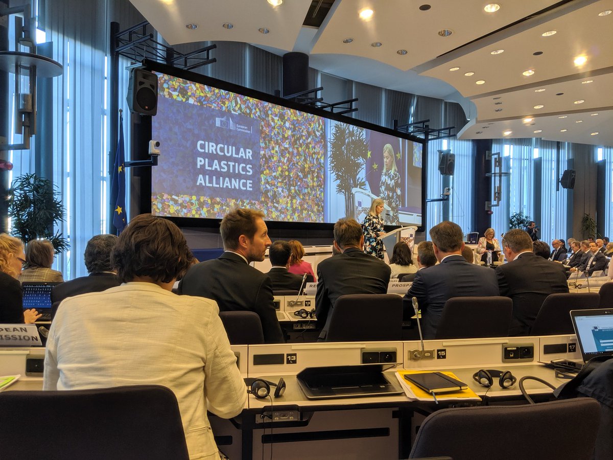SergMaslyakov's tweet photo. Commissioner @EBienkowskaEU opening the high level #CircularPlasticAlliance event. Today more than 100 #plastic #valuechain #stakeholders are expected to sign the ambitious declaration! @EU_Commission @EU_Growth https://t.co/b6DMUN6v89