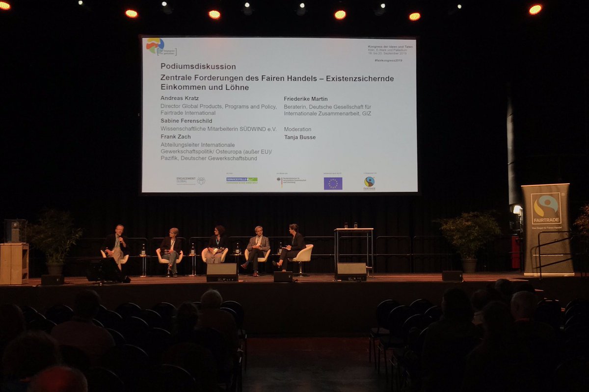 DerTaten's tweet photo. Es geht weiter auf der Fairen Bühne I mit der Podiumsdiskussion über existenzsichernde Einkommen durch #fairtrade. Im #Palladium starten wir in viele kreative #OpenSpace-Runden. Es ist bestimmt für alle ein Thema dabei. #fairkongress2019 https://t.co/VAYsnIOLKB