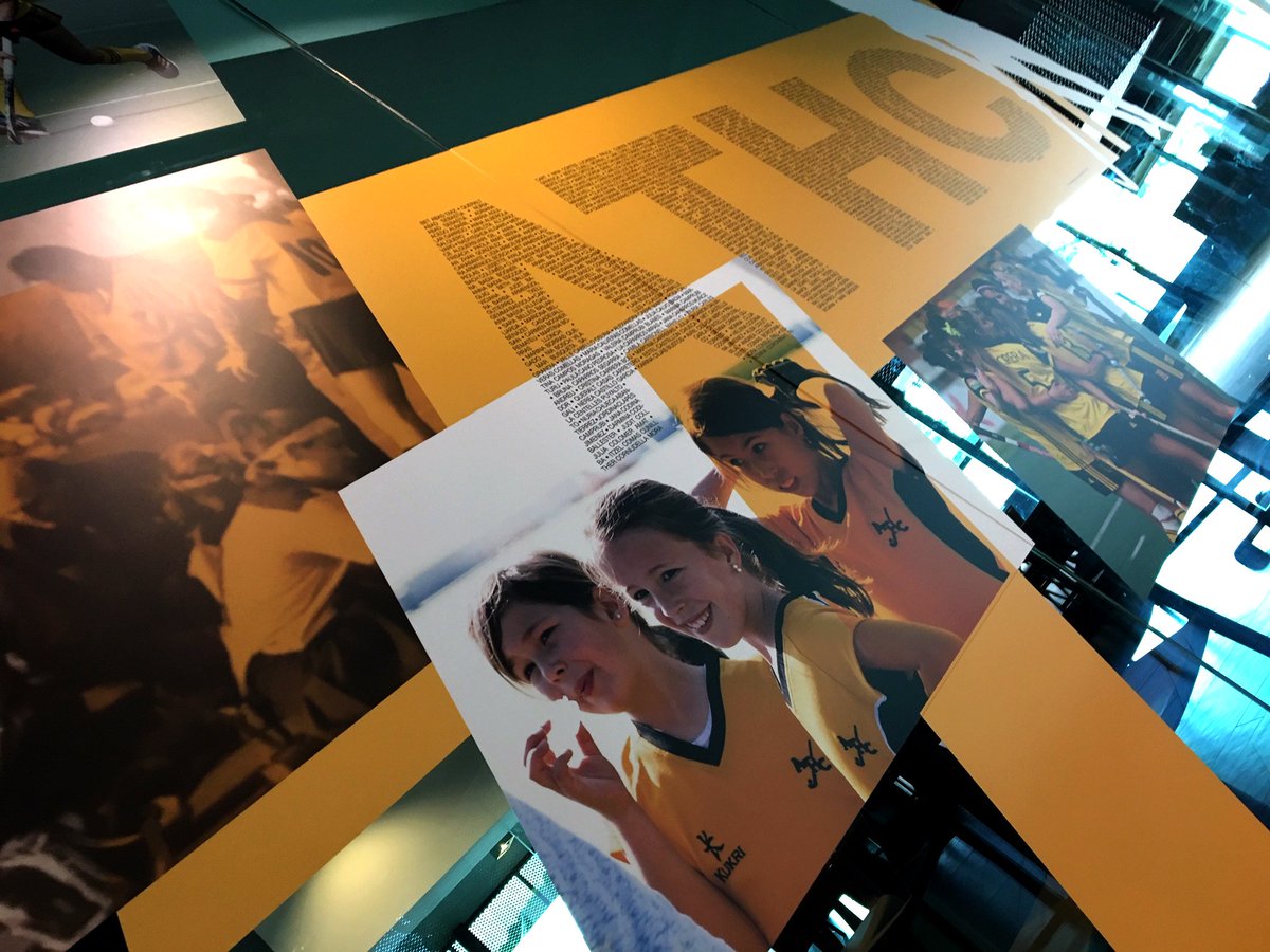 XooStudio's tweet image. Xoo Studio ha dissenyat per a l'#atleticterrassa un mural commemoratiu dels 50 anys de l'Hockey Femení al Club. Molt orgullosos de tantes dones valentes que han portat tan lluny aquest esport. #hockey #hockeyfemení #xoostudio