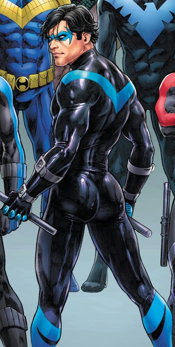 Nicola stayed true to the original design here. She brought back the vibrant blue "V" and kept the blue knuckles, palms, mask and top of the boots. What makes this even greater is that Nicola even kept the striations on the palms and the black stripes on the inner calves. /35