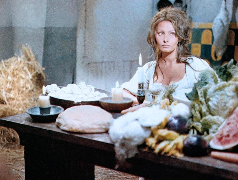 #SophiaLoren Auguri, donna Sophia. 766 foto nel nostro database le rendono omaggio.

filmtv.it/persona/633/so…