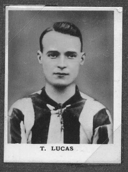 Tommy Lucas was born 124 years ago today in St Helens.
He won a league championship with #LFC in 1922 and played 366 games for the club (debut in 1919, last appearance in 1932).
Read more: lfchistory.net/Players/Player…