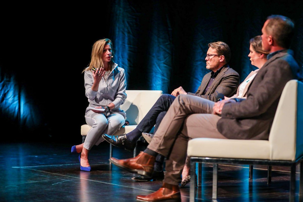 katjaberkhout's tweet photo. I had the pleasure to host the launch event of Rotterdam Capital Days, incl interviews with Constantijn van Oranje, Kees Koolen, Bart Lubbers, Maurice van Tilburg and several other entrepreneurs and investors. The program continued with a scale-up dinner at City Hall #RCD19 https://t.co/jnSBNJQRgD