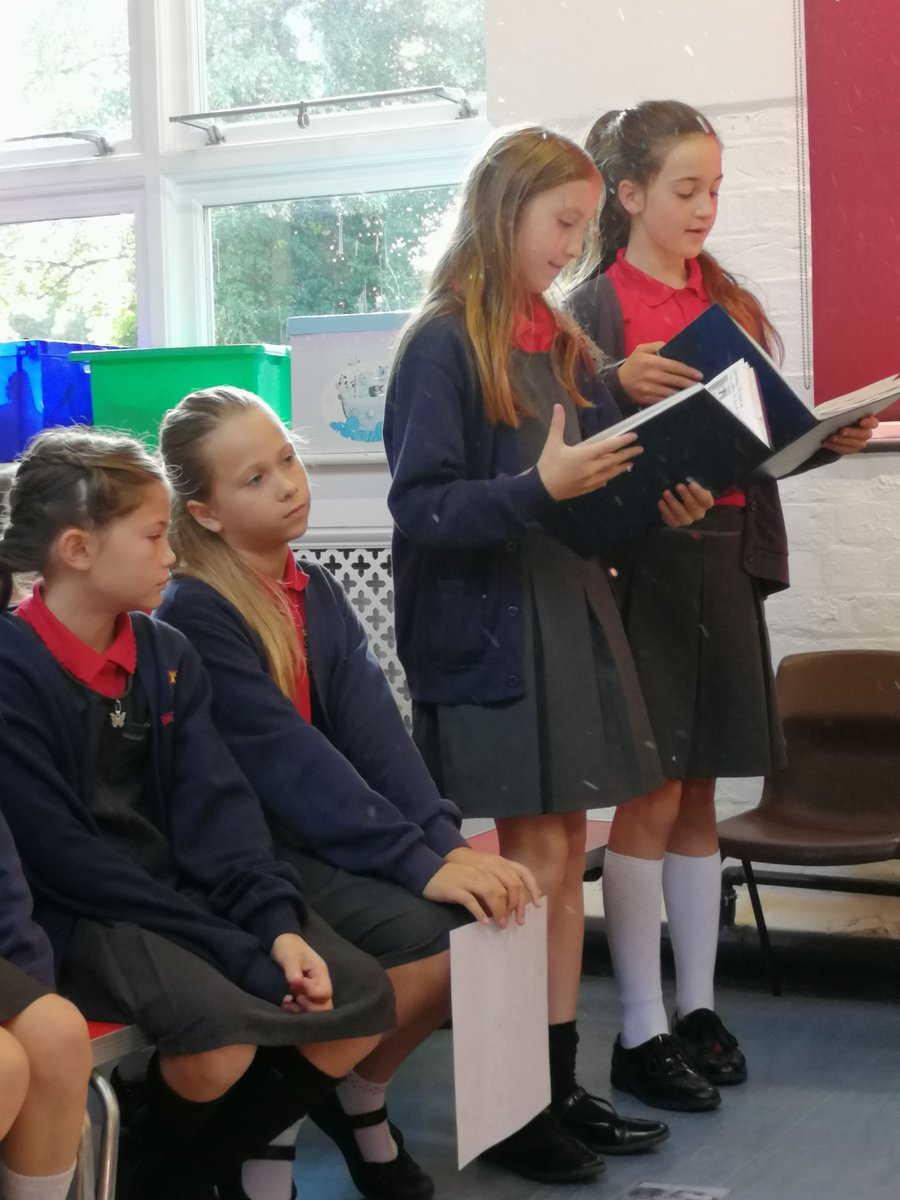 GreatBudworthps's tweet photo. Class 4's Sharing Assembly! 📚 #classfour #ks2 #science #learning https://t.co/uYTOJdVqMa