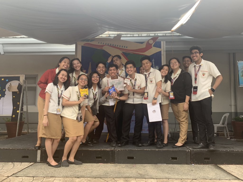 UST_ASC's tweet photo. The Best Panel Board award goes to the AMV COMELEC! Truly, COMELEC shines!
#FlightAirMV0015
#RecFair2019
#kinseABANTE https://t.co/XN5DSOHPty