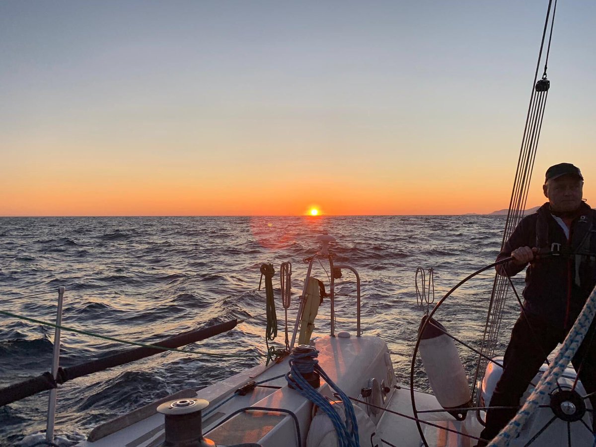 WildWestSailing's tweet photo. Happiest when out at sea.. Happy Friday everyone!
#wildwestsailing #wws #sailingcourses #sailing #learntosail #adventuresligo #navigationcourse
#sailingcourse #irelandtourism #irishadventures https://t.co/RPvAX5M50t