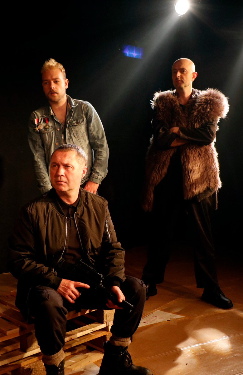 joseph_lidster's tweet photo. Saw #Danelaw by @_PeterHamilton at @ORLTheatre (starring amongst others the brilliant @Crees) last night. An exploration of racism and fascism that's also genuinely brilliantly funny. Absolutely glorious and a definite must-see. @W_H_Barratt @TheOnlyStannard #theatre #london https://t.co/E6E7xrlxTL