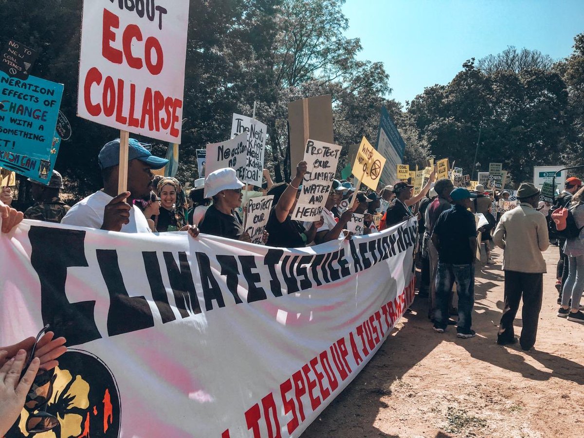 EllaBellaLeite's tweet photo. Our girl is representing today at the #ClimateStrikeSA in JHB demanding change, demanding #ClimateAction &amp; holding the Green Flag high as we try &amp; protect People and Planet 🌍🌱 We have to act now #ThereIsNoPlanetB @Lungo_Katete @DefendOurFuture #ClimateChange @missearth_sa https://t.co/yAimv7VmGn