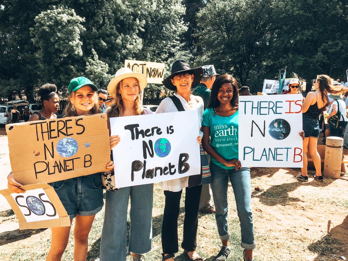 EllaBellaLeite's tweet photo. Our girl is representing today at the #ClimateStrikeSA in JHB demanding change, demanding #ClimateAction &amp; holding the Green Flag high as we try &amp; protect People and Planet 🌍🌱 We have to act now #ThereIsNoPlanetB @Lungo_Katete @DefendOurFuture #ClimateChange @missearth_sa https://t.co/yAimv7VmGn