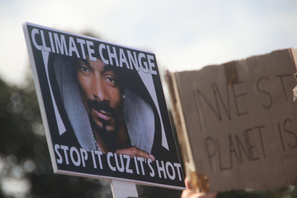 mandymae_30's tweet photo. Great to see that @SnoopDogg is doing all he can to save the environment.  #climatestrike #schoolstrike4climate #SydneyClimateStrike #stopadani #stopitcuzitshot https://t.co/OHPZyoMiMt