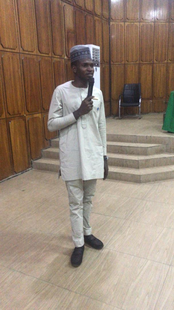 m_yayanko's tweet photo. Goodwill message by Molik Sharifdeen President Junior Chamber International (JCI) Arewa. #GlobalClimateStrike #KadunaGoesGreen
#KESS19

@AminaJMohammed @ClimateStrikeNG 
@FMEnvng @kdMoEnvironment https://t.co/pP3mSEahWu
