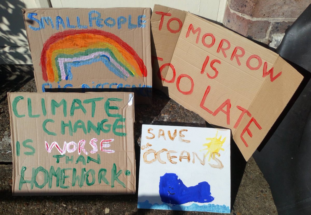 SeasideFerry's tweet photo. My kids have had the paint out and we're almost ready to join the #ClimateStrike https://t.co/kzCSc3gJ3I
