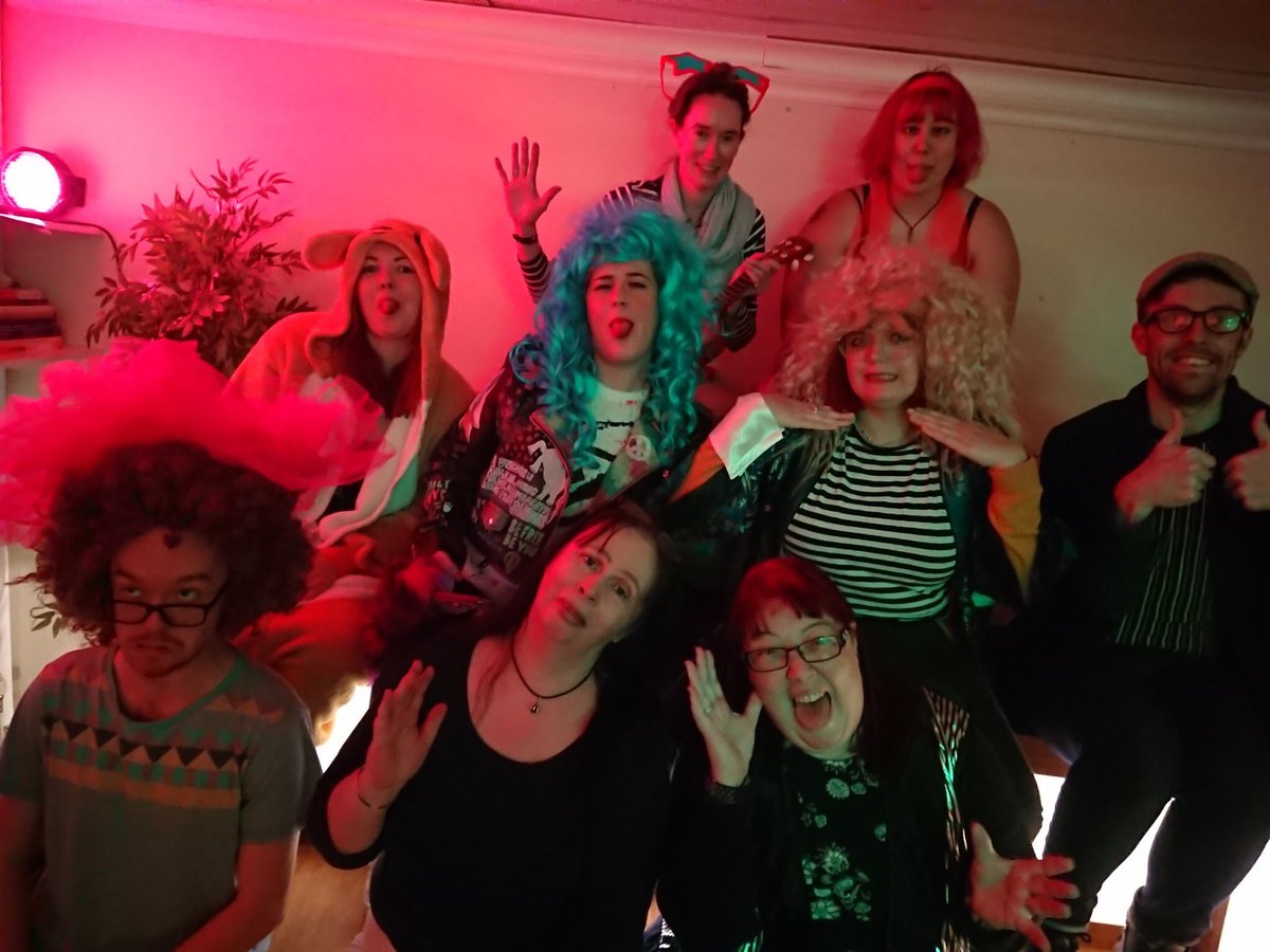 RoycesMummyZoe's tweet image. #NewProfilePic #CreativityIsContagious🎨💃