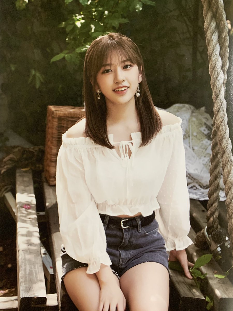 9_1_5_6_7's tweet photo. 넌 정말 사랑하지 않을 수가 없구나 https://t.co/SHSscrL7Hm