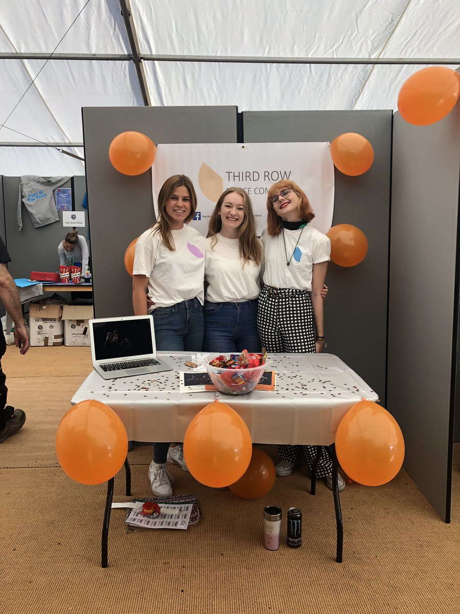 ThirdRowDance's tweet image. Come find us at freshers fair in the top marquee on the lawn from 11-3🧡