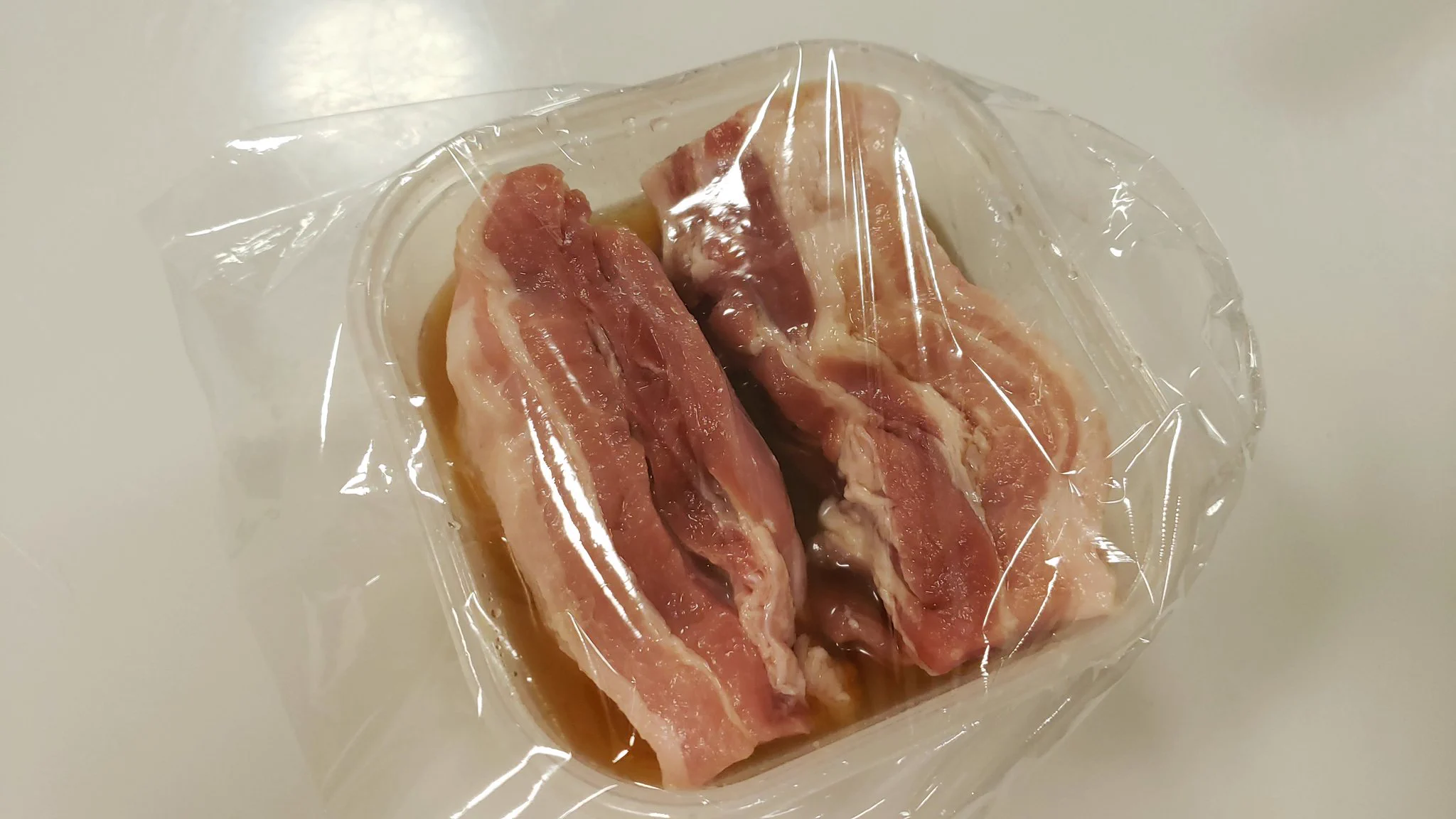 サントリー烏龍茶で簡単！？「レンジ 烏龍チャーシュー」の作り方！