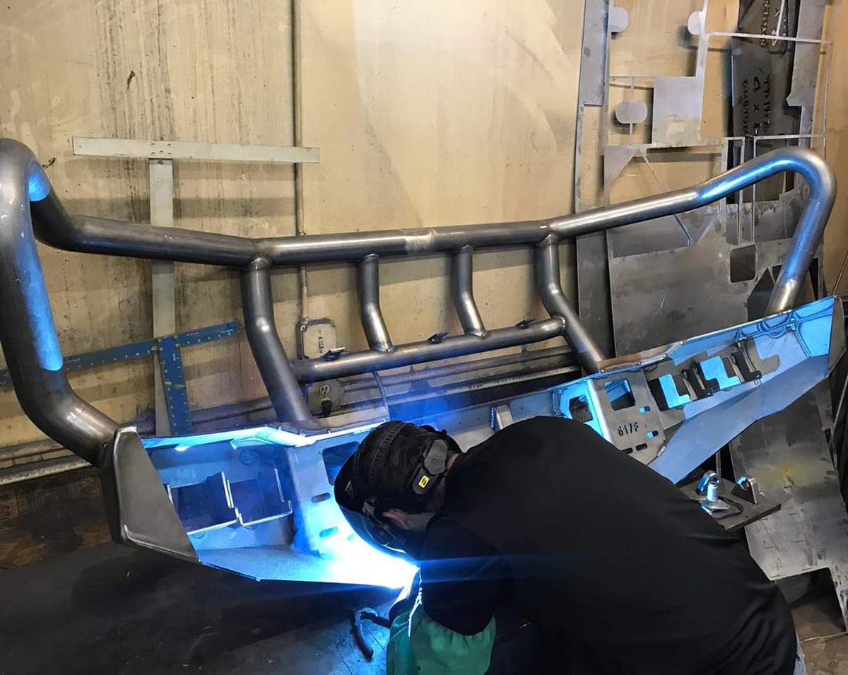 Tribe4x4's tweet photo. Today's fab project mega football facemask! Modifying this RoadArmor bumper for flat towing! Score!! #thetribe16 #customcustomcustom #faballday #ftworth #jointhetribe  @ Tribe16 https://t.co/j9F6ZkIkV1