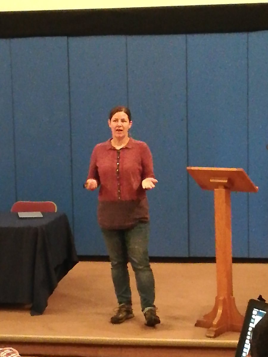 SFM_Project's tweet photo. Christina Schoettler is explaining Runaways from the ONC and other #youngstarclusters with #Gaia DR2. https://t.co/A3OaDBOaww