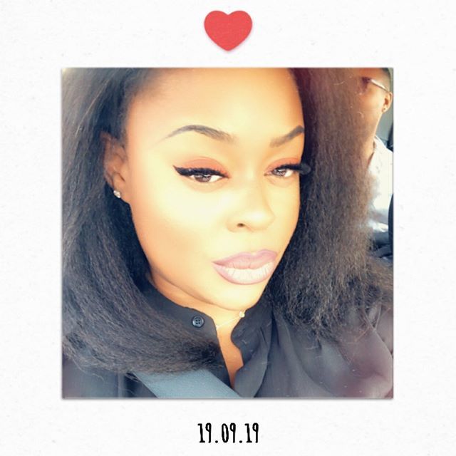 PortiaMonique_'s tweet photo. There’s always time for a #Snapchat selfie😬... #VainMuch💋 #PortiaMonique #SnapCrack #Mzansi🇿🇦 ❤️ https://t.co/KNGcRQ9EtV https://t.co/AnGHzv7esZ