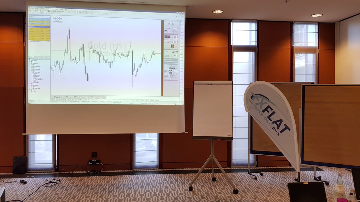 FXFlat's tweet photo. Der #StereoTrader Day 2019 ist im vollen Gange.
Dirk Hilger ist grade mit seinem Vortrag fertig. Als nächstes wird Oliver Najjar etwas über #Markttechnik erzählen.
Alle Videos zum StereoTrader findet Ihr in unserer #Playlist auf #YouTube:
https://t.co/6xZ5hiY7Ph
#cfd #trading https://t.co/hHmBq4HseK
