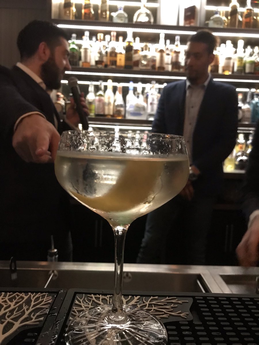 When <a href="/mrestaurants_/">mrestaurants_</a> hosts a masterclass in Martinis! Great to spend time here this week #martini #masterclass